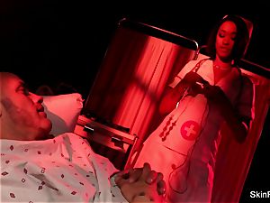 Nurse flesh gets rectally pulverized by her patient